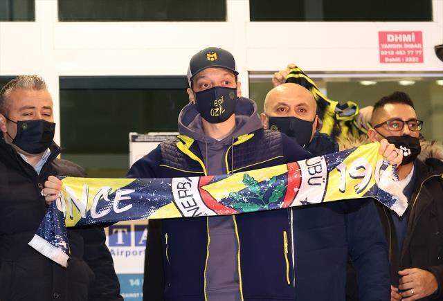 Mesut Özil'in forma numarası kaç olacak? Mesut Özil Fenerbahçe'de hangi forma numarasını giyecek? 67 ne anlama geliyor?