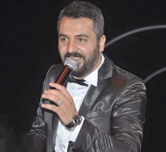 Korona nedeniyle işleri duran şarkıcı, pandemi döneminde çiğ köfteci oldu