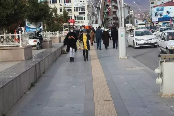Tokat'ta mutasyonlu koronavirüs hastalarından 1'inde il dışı bağlantısı belirlendi Tokat'ta mutasyonlu koronavirüs hastalarından 1'inde il dışı bağlantısı belirlendi