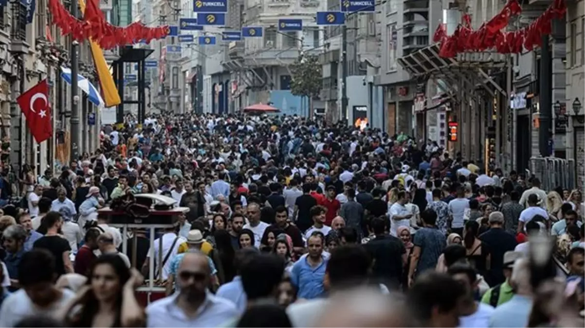 AK Parti'nin 2020'nin en beğenilen olayı anketinde ilk sırayı Ayasofya'nın ibadete açılması aldı