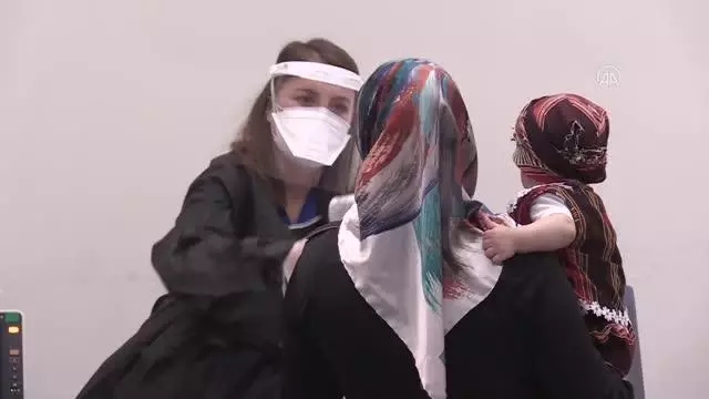 Ayaklarında soğuk yanığı oluşan kargo şoförü tedaviye alındı