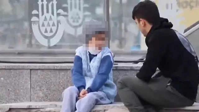 Bağcılar'da su satan çocuk videosu kurgu çıktı! YouTuber Fariz için yasal işlem başlatılacak Bağcılar'da su satan çocuk videosu kurgu çıktı! YouTuber Fariz için yasal işlem başlatılacak