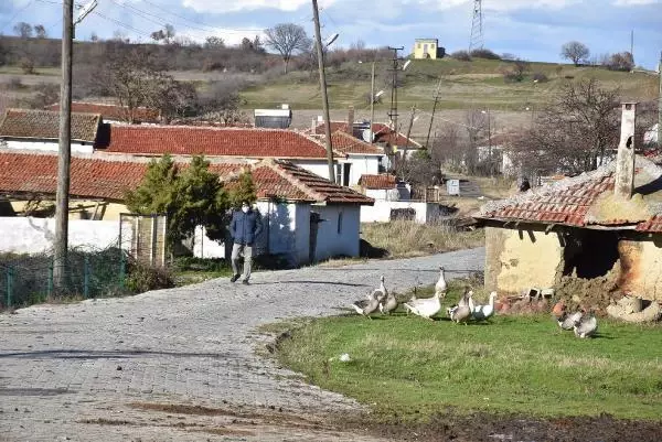 Son dakika haberleri! Edirne'nin Karayayla köyünde, pandemi döneminde koronavirüs görülmedi