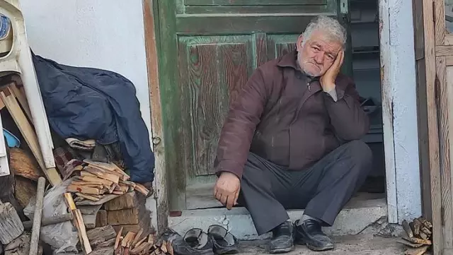 Eşinden miras kalan tarlanın parasıyla evlenmek isterken dolandırıldı Eşinden miras kalan tarlanın parasıyla evlenmek isterken dolandırıldı