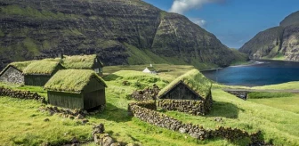 Evlerin çatısında dahi çim çıkıyor! Dünyanın kuzey ucundaki Faroe Adaları'nda yer gök yeşil