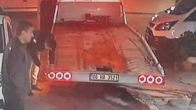 Hırsızlar bıçak zoruyla gasp ettikleri araca yanlış mazot koyunca yolda kalıp çekici çağırdılar