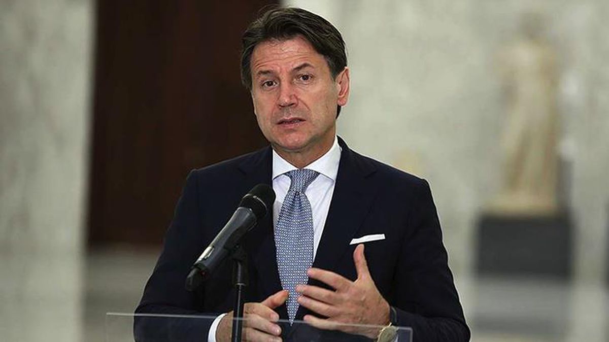 Hükümet kriziyle karşı karşıya kalan İtalya'da Başbakan Conte istifa ediyor