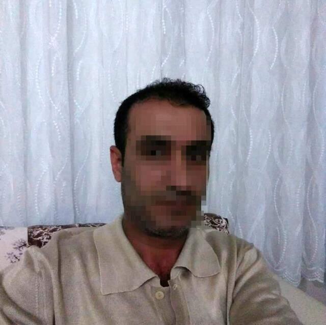 Kan donduran olay! Annesi ve ağabeyini koli bandıyla boğarak öldürüp, kendisini ihbar etti Kan donduran olay! Annesi ve ağabeyini koli bandıyla boğarak öldürüp, kendisini ihbar etti