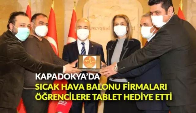 Kapadokya'da sıcak hava balonu firmaları öğrencilere tablet hediye etti Kapadokya'da sıcak hava balonu firmaları öğrencilere tablet hediye etti
