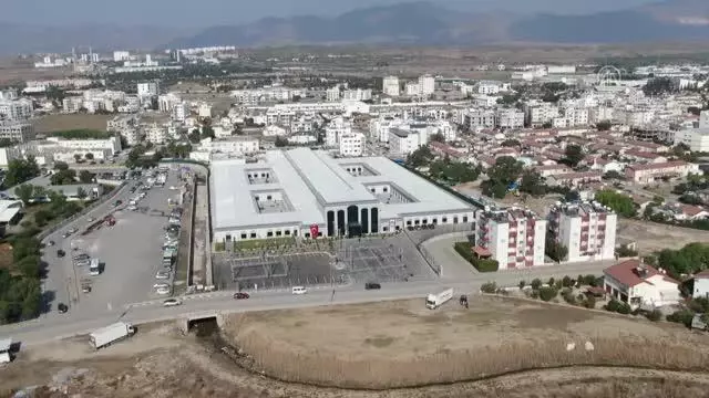 Lefkoşa Acil Durum Hastanesi, Kovid-19 hastalarına hizmet vermeye başladı Lefkoşa Acil Durum Hastanesi, Kovid-19 hastalarına hizmet vermeye başladı