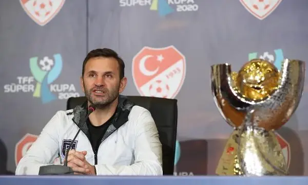 Okan Buruk ve Abdullah Avcı'nın gözü Süper Kupa'da Okan Buruk ve Abdullah Avcı'nın gözü Süper Kupa'da