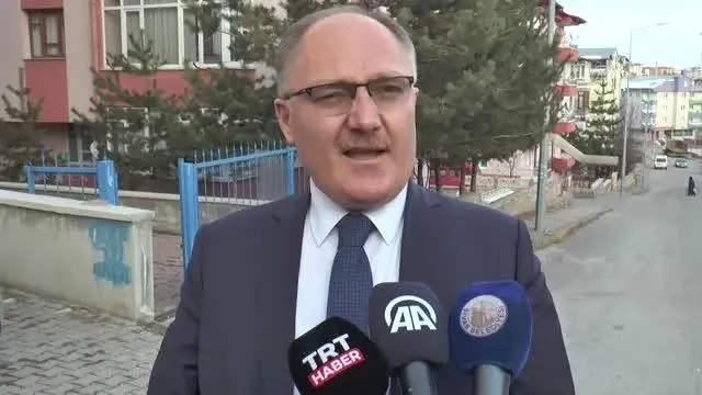 Sivas'ın kenevir ekilmesine müsaade edilen iller arasına alınması sevinçle karşılandı Sivas'ın kenevir ekilmesine müsaade edilen iller arasına alınması sevinçle karşılandı