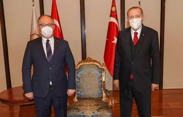 Sivas'ın kenevir ekilmesine müsaade edilen iller arasına alınması sevinçle karşılandı Sivas'ın kenevir ekilmesine müsaade edilen iller arasına alınması sevinçle karşılandı