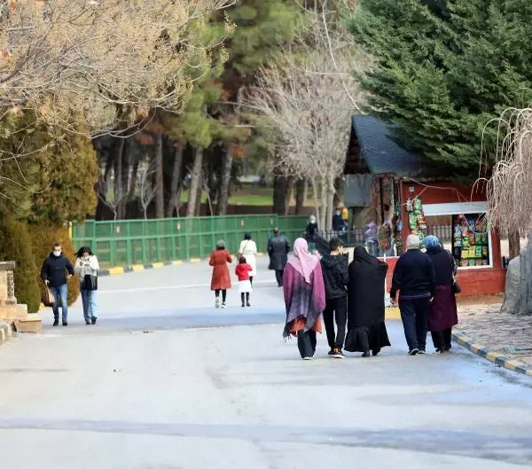 Türkiye'nin en büyük hayvanat bahçesinde hedef 5 milyon ziyaretçi Türkiye'nin en büyük hayvanat bahçesinde hedef 5 milyon ziyaretçi