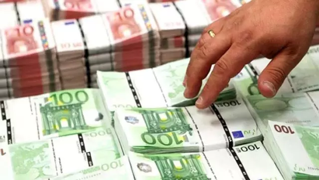 Almanya'da 94,8 milyon euroluk büyük ikramiye Türk vatandaşına isabet etti Almanya'da 94,8 milyon euroluk büyük ikramiye Türk vatandaşına isabet etti