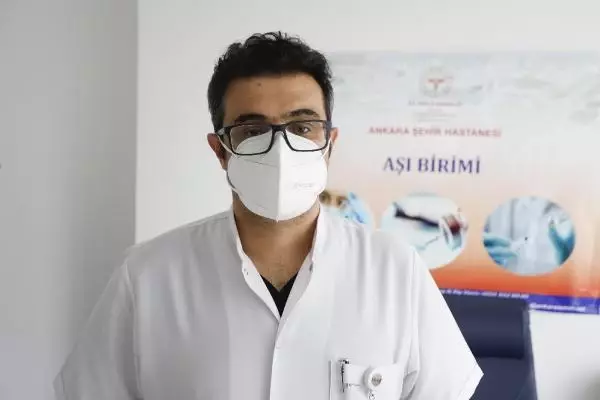 Ankara Şehir Hastanesi'nde 80 yaş üstünün aşılanması sürüyor Ankara Şehir Hastanesi'nde 80 yaş üstünün aşılanması sürüyor