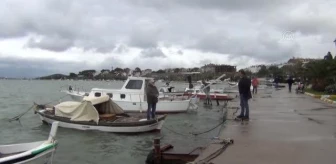 BALIKESİR - Ayvalık'ta balıkçılardan barınak talebi