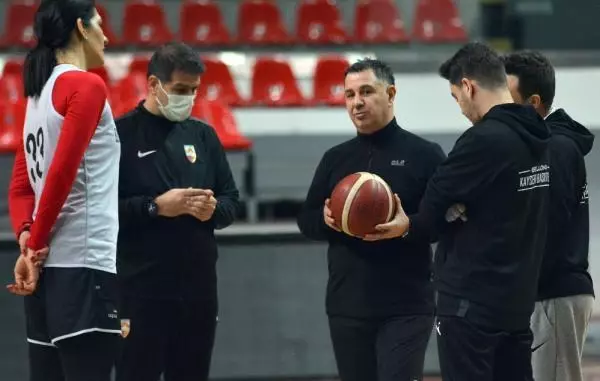 Bellona Kayseri Basketbol Başantrenörü Avcı: Hedefimiz ilk 8'e kalmak Bellona Kayseri Basketbol Başantrenörü Avcı: Hedefimiz ilk 8'e kalmak