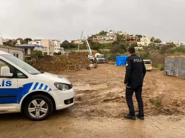 Bodrum'da beton mikseri takip edilerek kaçak yapılaşma tespit edildi Bodrum'da beton mikseri takip edilerek kaçak yapılaşma tespit edildi