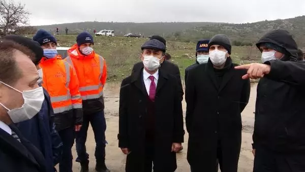 Çanakkale'de işe giden 2 kişi baraj sularına kapılıp kayboldu Çanakkale'de işe giden 2 kişi baraj sularına kapılıp kayboldu