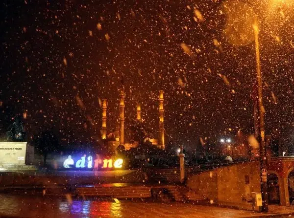 Edirne'de kar yağışı Edirne'de kar yağışı