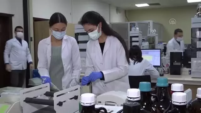 Ege Üniversitesi 'aşının merkezi' olmak için yola çıktı Ege Üniversitesi 'aşının merkezi' olmak için yola çıktı
