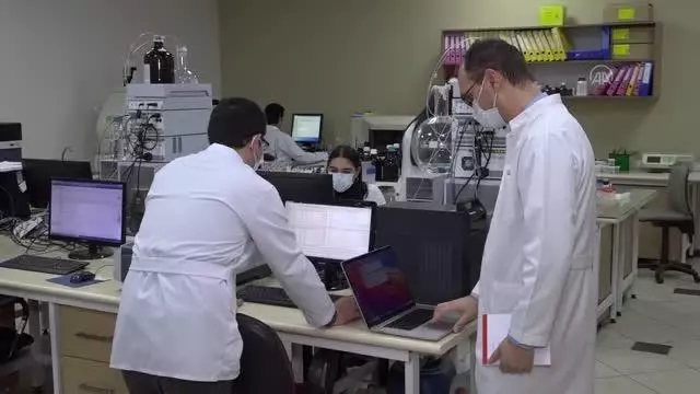 Ege Üniversitesi 'aşının merkezi' olmak için yola çıktı Ege Üniversitesi 'aşının merkezi' olmak için yola çıktı