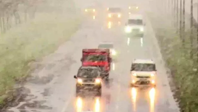 İstanbul'da beklenen kar yağışı başladı İstanbul'da beklenen kar yağışı başladı