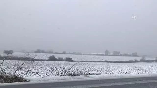 Kar yağışı (3) Kar yağışı (3)