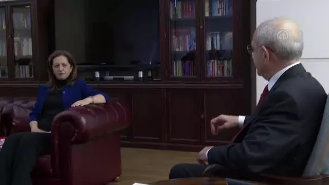 Kılıçdaroğlu, DİSK Genel Başkanı Çerkezoğlu ve beraberindeki heyeti kabul etti (2) Kılıçdaroğlu, DİSK Genel Başkanı Çerkezoğlu ve beraberindeki heyeti kabul etti (2)