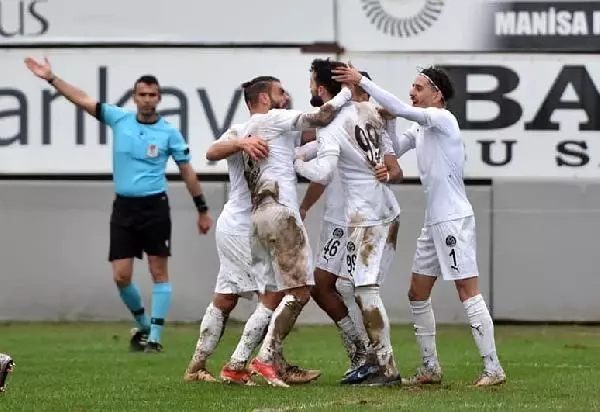 Manisa Futbol Kulübü - Çorum Futbol Kulübü: 1-0 Manisa Futbol Kulübü - Çorum Futbol Kulübü: 1-0