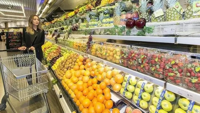 Marketlere yeni düzenleme geliyor: Bazı sebze ve meyveler sadece kapalı alanlarda satılacak, seçmece olmayacak Marketlere yeni düzenleme geliyor: Bazı sebze ve meyveler sadece kapalı alanlarda satılacak, seçmece olmayacak