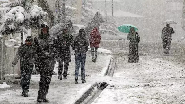 Meteoroloji uyardı: 36 ilde kar yağışı bekleniyor Meteoroloji uyardı: 36 ilde kar yağışı bekleniyor