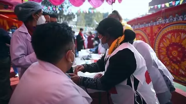 Son dakika! Nepal'de Kovid-19'a karşı aşılama başladı Son dakika! Nepal'de Kovid-19'a karşı aşılama başladı