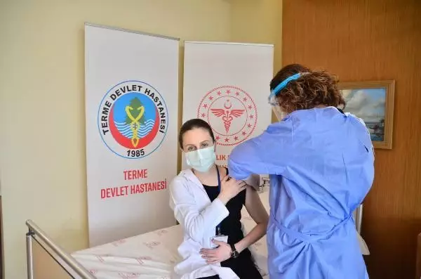 Samsun İl Sağlık Müdürü Oruç'tan 'aşı rehavete neden olmasın' uyarısı Samsun İl Sağlık Müdürü Oruç'tan 'aşı rehavete neden olmasın' uyarısı