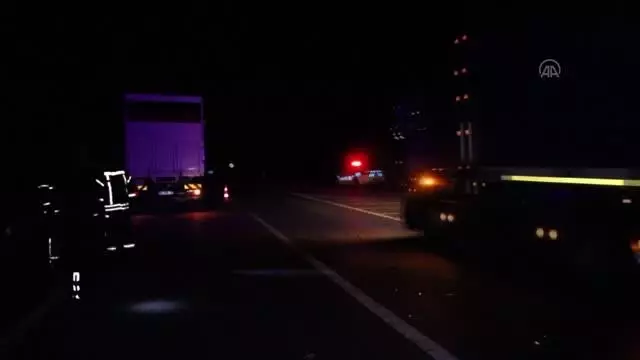 Son dakika! Trafik kazası: 1 ölü, 1 yaralı Son dakika! Trafik kazası: 1 ölü, 1 yaralı