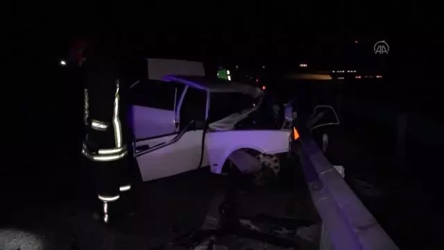 Son dakika! Trafik kazası: 1 ölü, 1 yaralı Son dakika! Trafik kazası: 1 ölü, 1 yaralı