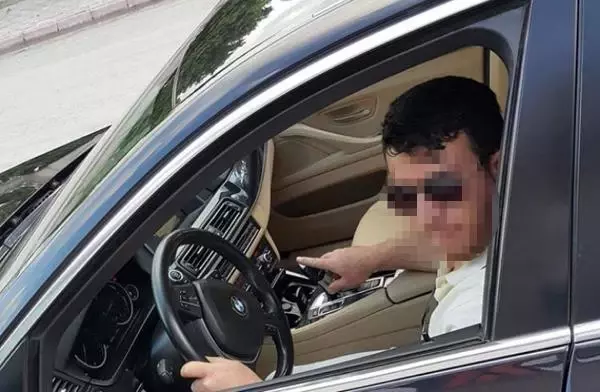 Ustanın çırağını dövdüğü triger kayışı, 'silah' sayıldı! İndirimle 2 yıl hapis verildi Ustanın çırağını dövdüğü triger kayışı, 'silah' sayıldı! İndirimle 2 yıl hapis verildi