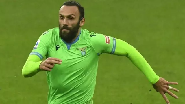 Vedat Muriç, Lazio'nun Atalanta'ya 3-2 yenilip kupadan elendiği maçta golle tanıştı Vedat Muriç, Lazio'nun Atalanta'ya 3-2 yenilip kupadan elendiği maçta golle tanıştı
