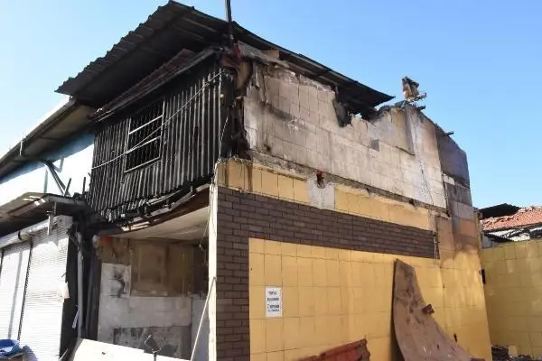 Son dakika haber! Yangından yaralı kurtarılan yavru kedi, 'Ateş' adı verilip, sahiplendirildi Son dakika haber! Yangından yaralı kurtarılan yavru kedi, 'Ateş' adı verilip, sahiplendirildi
