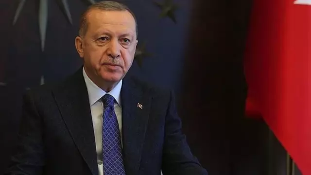 AK Partili Ünal: Cumhurbaşkanı Erdoğan'ın oyu yüzde 52'nin altına, AK Partinin oyu ise yüzde 40'ın altına düşmedi AK Partili Ünal: Cumhurbaşkanı Erdoğan'ın oyu yüzde 52'nin altına, AK Partinin oyu ise yüzde 40'ın altına düşmedi