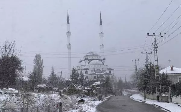 Ankara'da kar yağışı Ankara'da kar yağışı