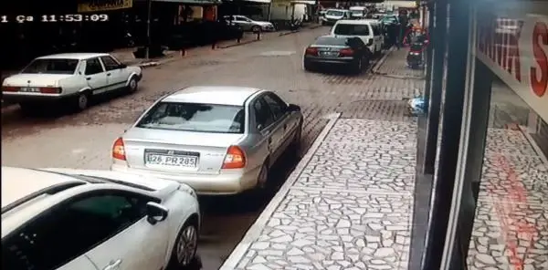 Son dakika haber: ATM'den para çektikten sonra kalp krizi geçirip öldü Son dakika haber: ATM'den para çektikten sonra kalp krizi geçirip öldü