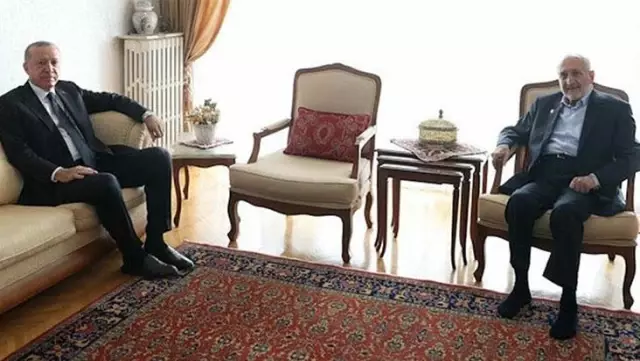 Erdoğan'la görüşen Saadet Partili Asiltürk'ün ittifak açıklamalarına Karamollaoğlu'ndan yanıt: İnşallah çatlaklar olmaz Erdoğan'la görüşen Saadet Partili Asiltürk'ün ittifak açıklamalarına Karamollaoğlu'ndan yanıt: İnşallah çatlaklar olmaz