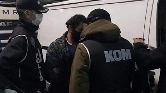 KKTC'de yakalanan FETÖ'nün firari mahrem imamı Ahmet Yiğit, Türkiye'ye getirildi KKTC'de yakalanan FETÖ'nün firari mahrem imamı Ahmet Yiğit, Türkiye'ye getirildi