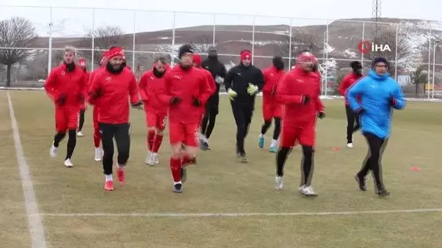 Sivasspor, Alanya hazırlıklarını sürdürdü Sivasspor, Alanya hazırlıklarını sürdürdü