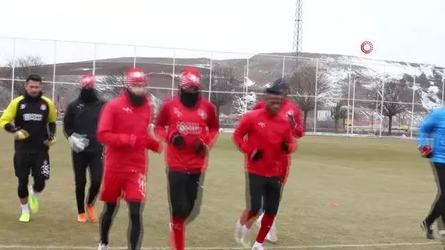 Sivasspor, Alanya hazırlıklarını sürdürdü Sivasspor, Alanya hazırlıklarını sürdürdü