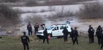 Çanakkale'de baraj suyunda kaybolan kişiyi arama çalışmaları yeniden başladı (4)