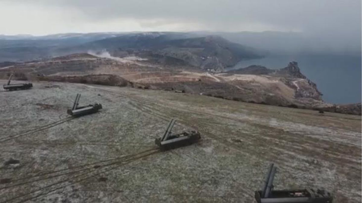 Karadeniz'de sular ısındı! ABD'nin savaş gemisi hamlesine Rusya'dan füzeli yanıt