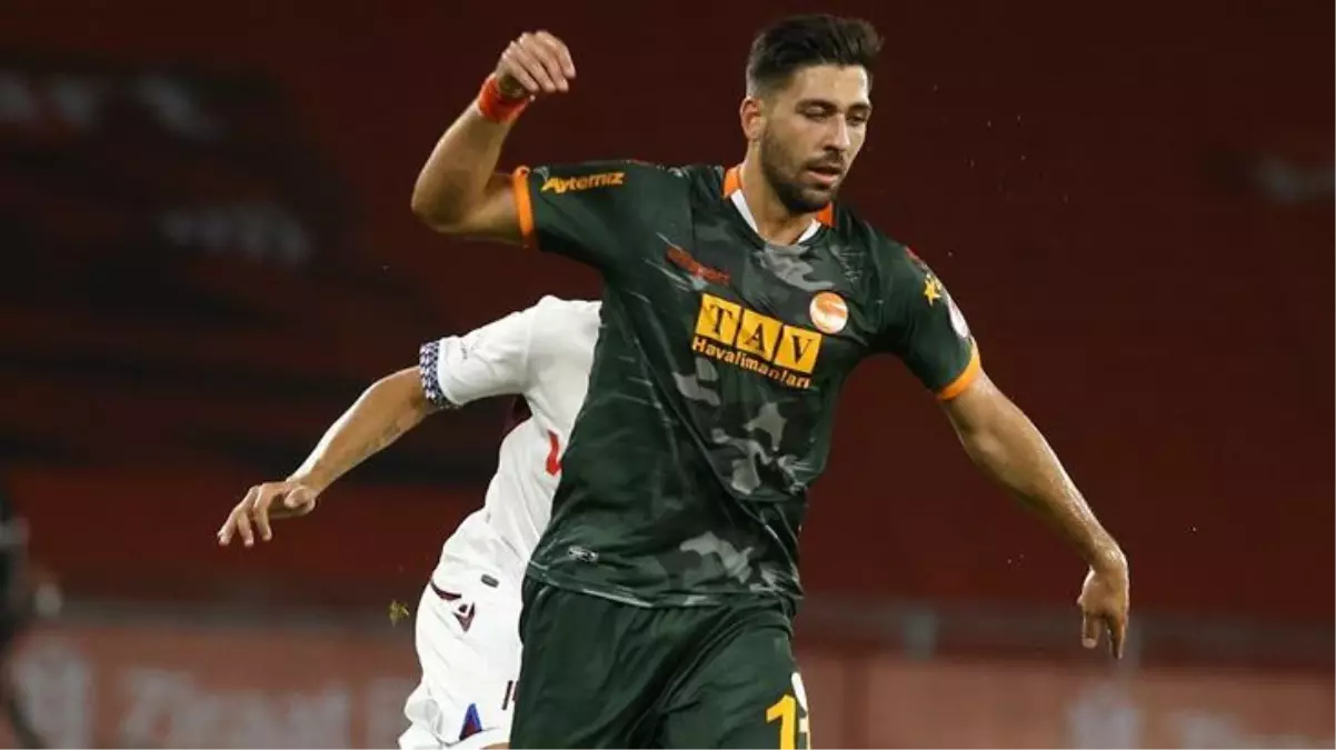 Trabzonspor, Fenerbahçe'nin de istediği Bakasetas'la anlaşmaya vardı